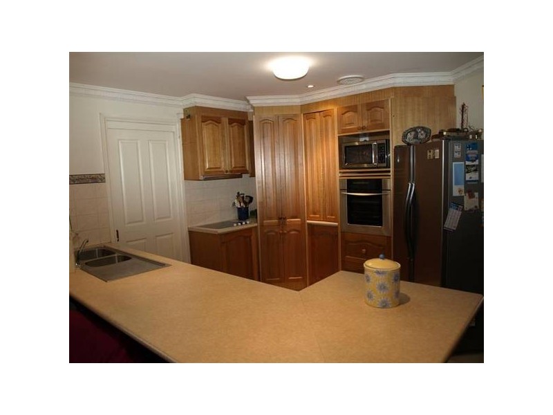 2 Wattle Avenue, Ringwood VIC 3134