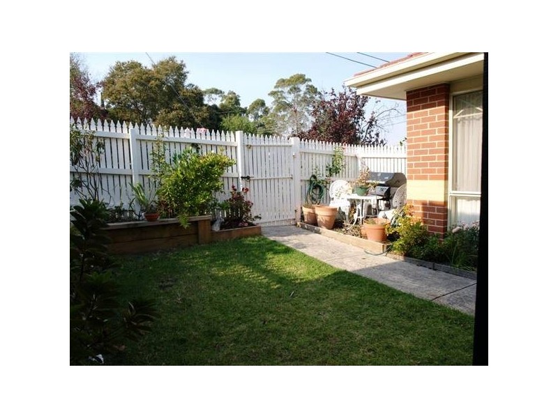 2 Wattle Avenue, Ringwood VIC 3134