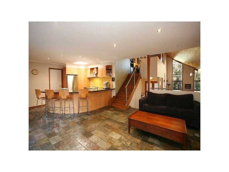 9 Handscombe Court, Croydon Hills VIC 3136