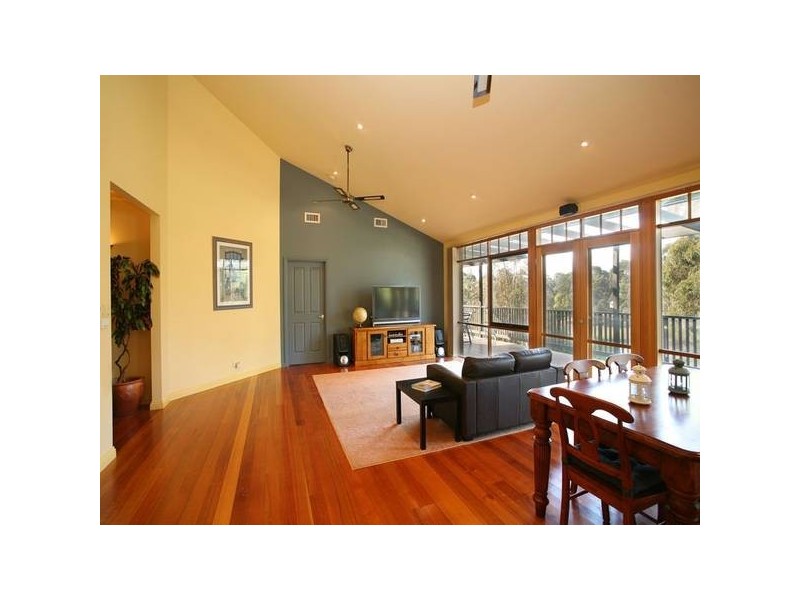 44 Chirnside Drive, Chirnside Park VIC 3116
