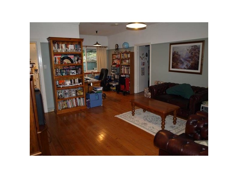 2a/11 Old Lilydale Road, Ringwood East VIC 3135