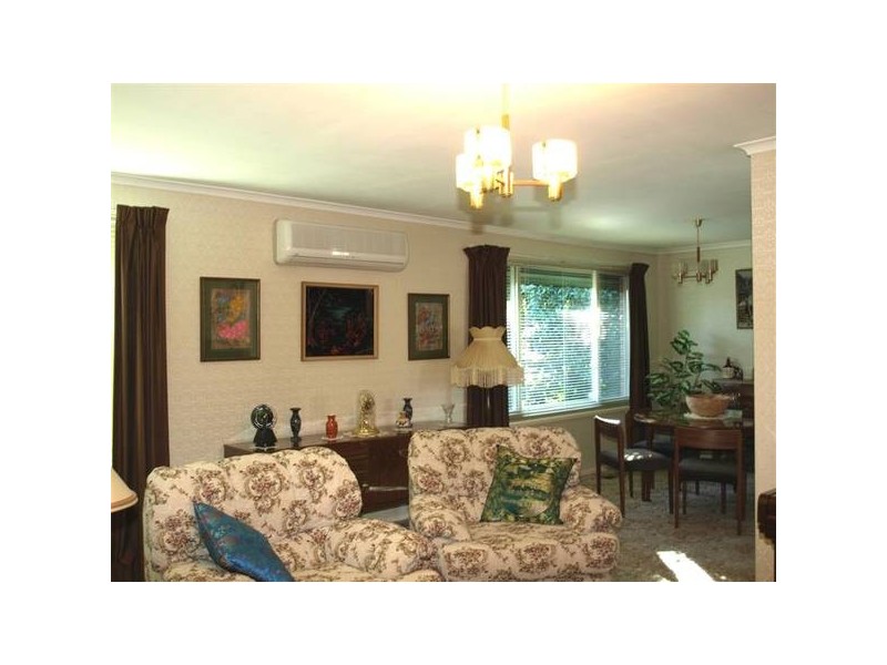 6 Athelstane Drive, Ringwood North VIC 3134