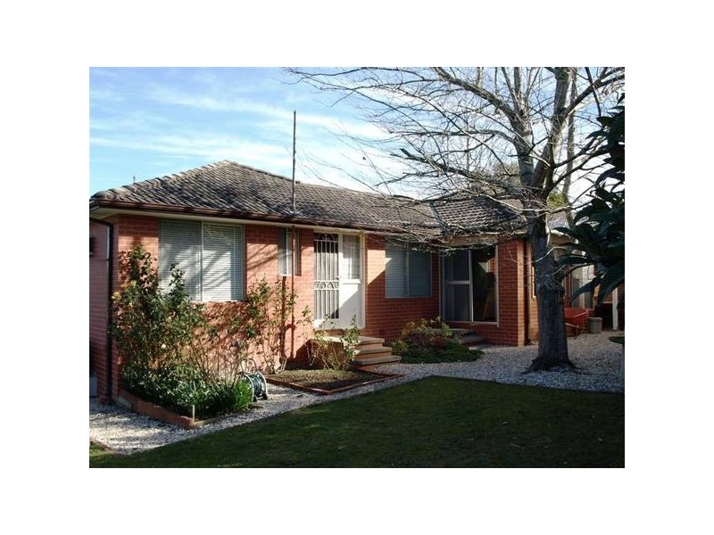 6 Athelstane Drive, Ringwood North VIC 3134