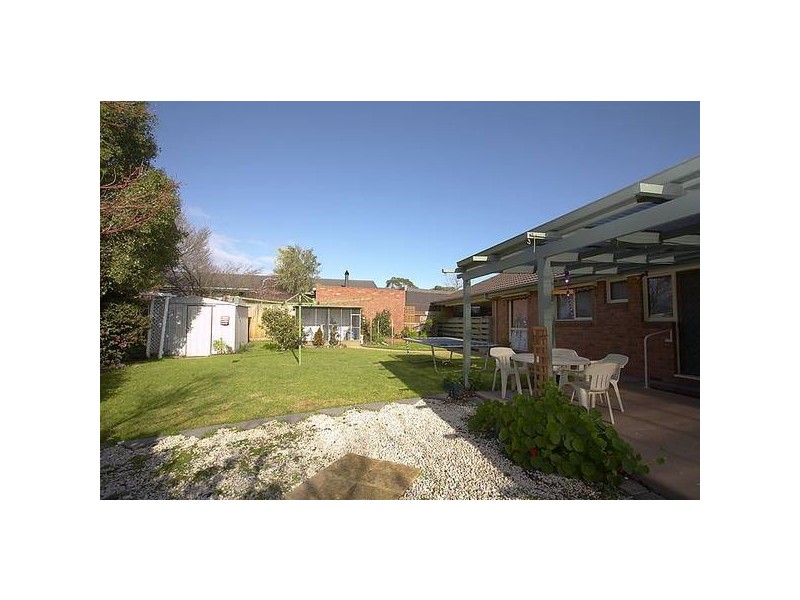 84 Woodville Road, Mooroolbark VIC 3138