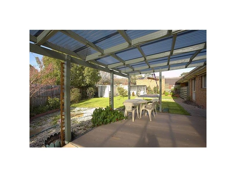 84 Woodville Road, Mooroolbark VIC 3138