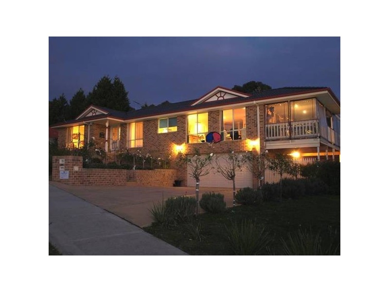 36 Highview Drive, Mooroolbark VIC 3138