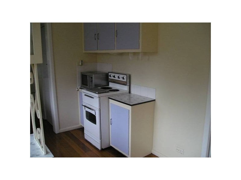 27 Graeme Avenue, Ringwood North VIC 3134