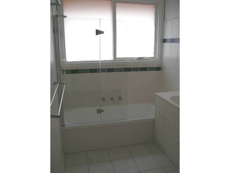 27 Graeme Avenue, Ringwood North VIC 3134