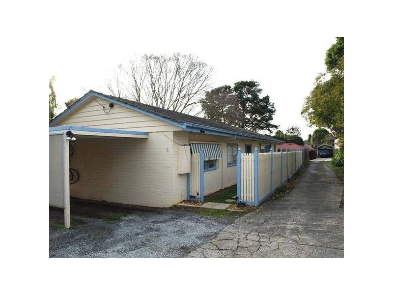 6 Berry Road, Bayswater North VIC 3153