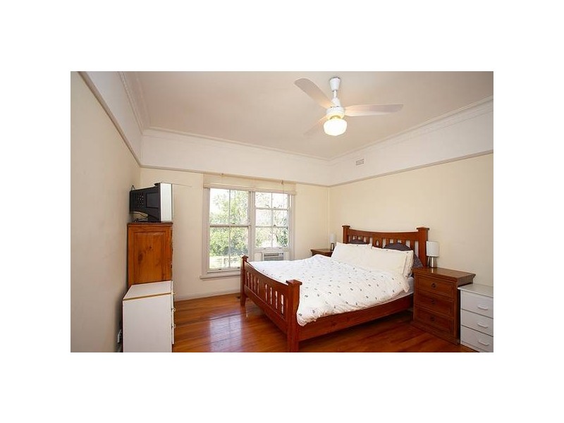 12 William Street, Ringwood VIC 3134