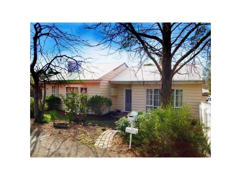 65 Timms Avenue, Croydon VIC 3136