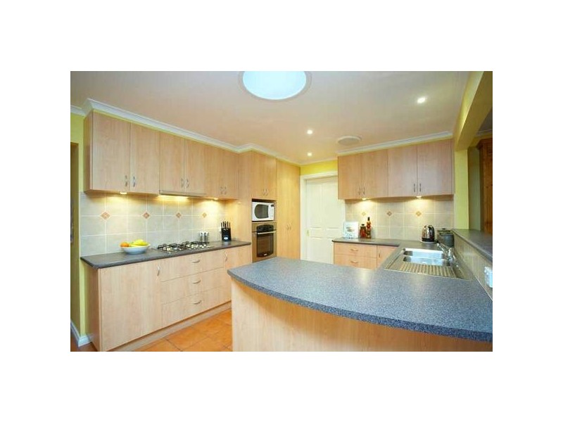 8 Stafford Court, Bayswater North VIC 3153