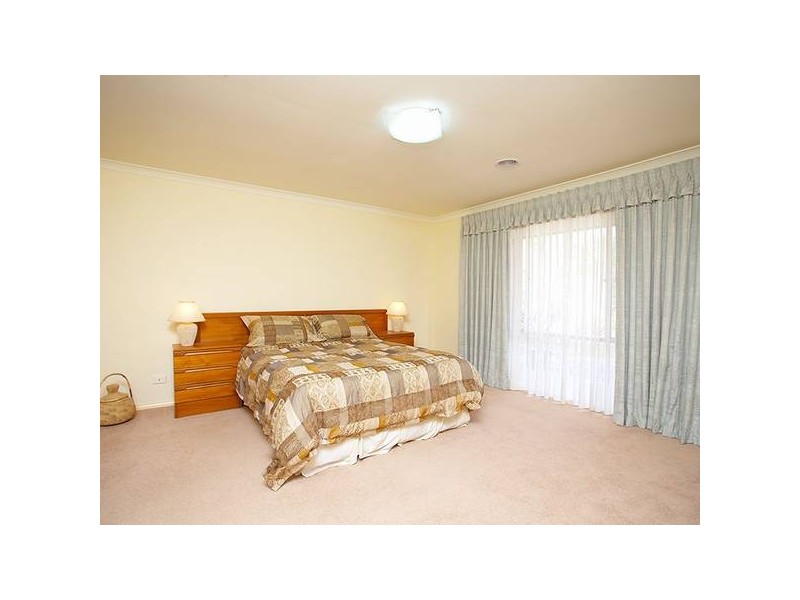 184 Wonga Road, Warranwood VIC 3134