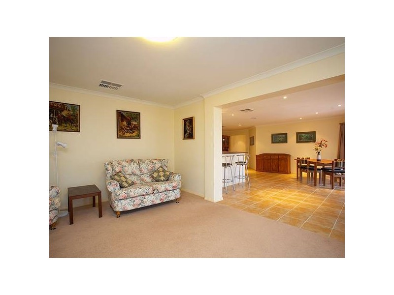 184 Wonga Road, Warranwood VIC 3134