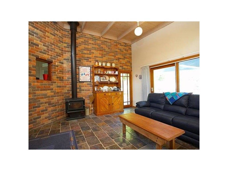 10 Thomas Crescent, Lilydale VIC 3140