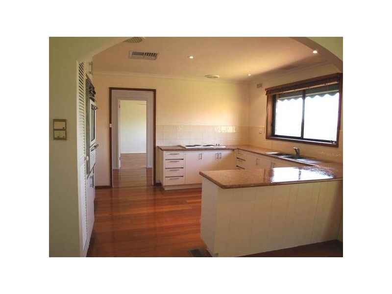 8 Campus Gate, Chirnside Park VIC 3116