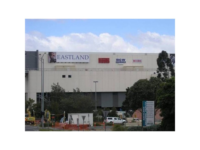 90 New Street, Ringwood VIC 3134