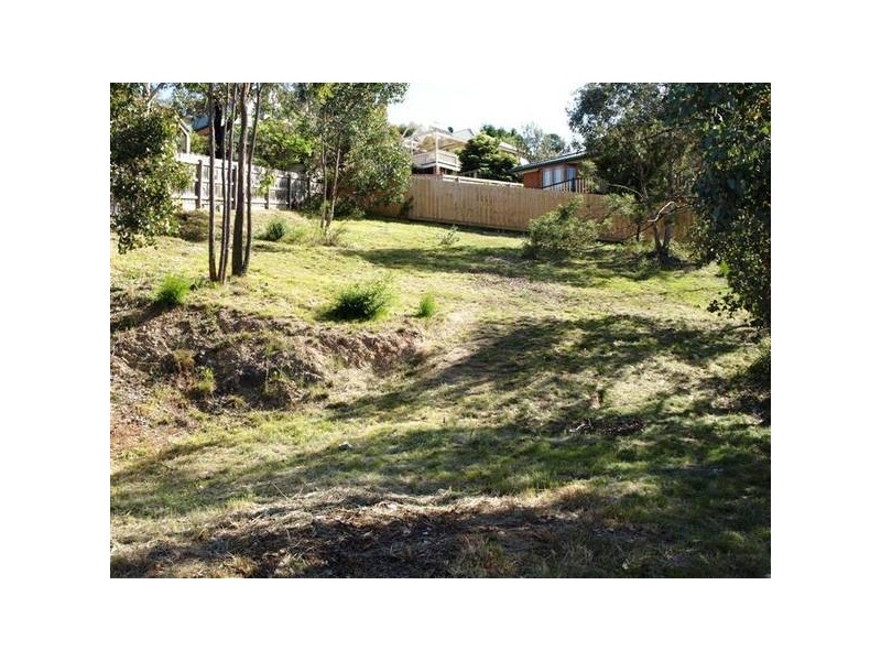 1 Jenkins Close, Ringwood North VIC 3134