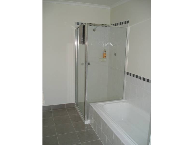 2/24-26 Jarvis Avenue, Croydon VIC 3136