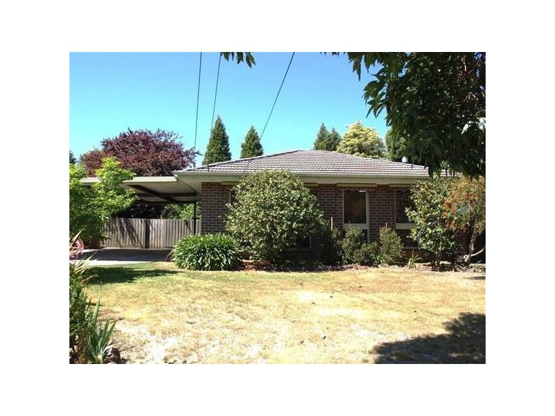 7 Clarke Drive, Ringwood VIC 3134