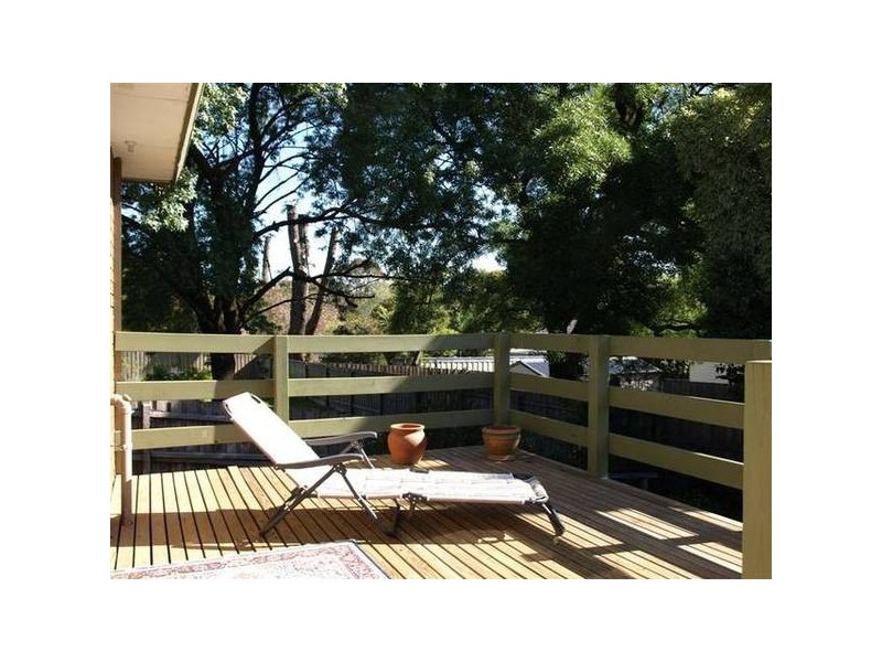 4/6 Charles Street, Ringwood East VIC 3135