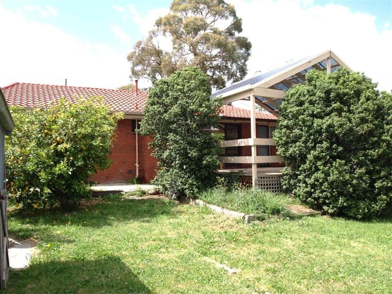 1 Alec Street, Croydon VIC 3136