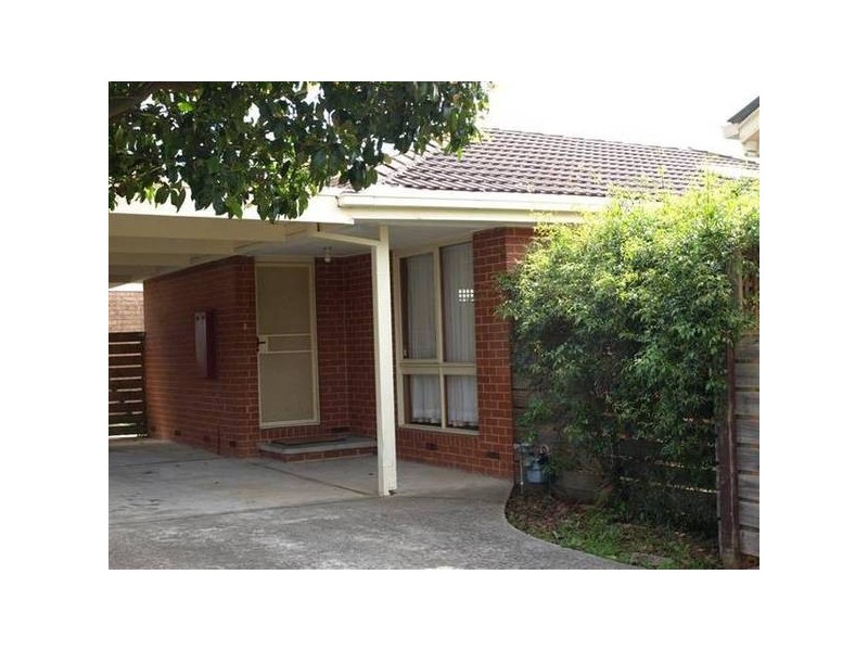 2/8 Purser Avenue, Ringwood East VIC 3135