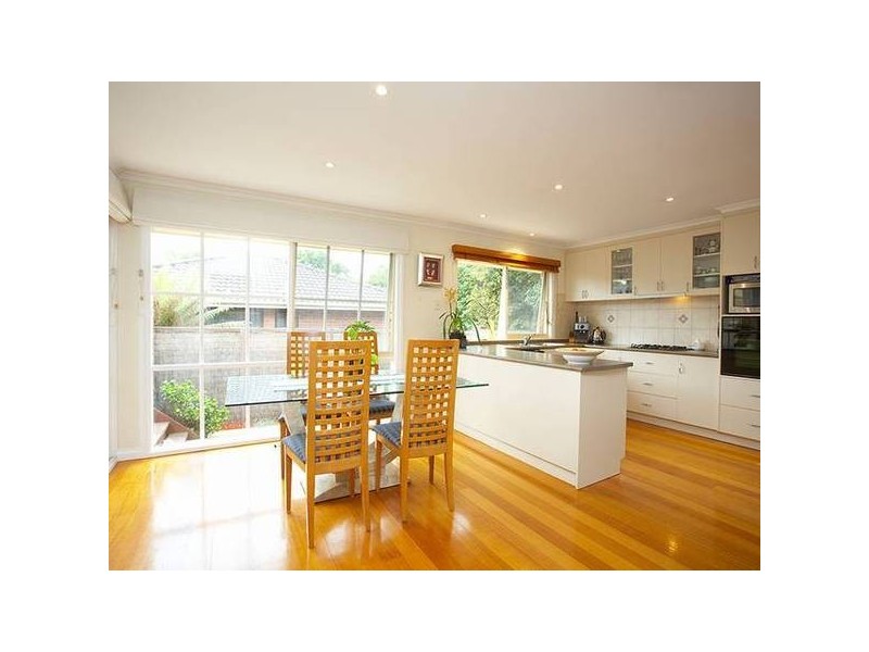 2/3 Langley Street, Ringwood East VIC 3135