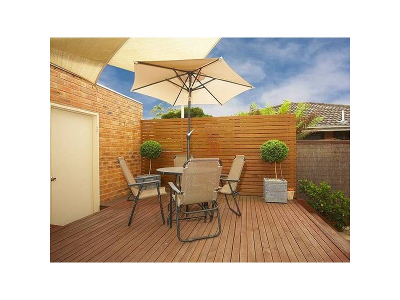 2/3 Langley Street, Ringwood East VIC 3135