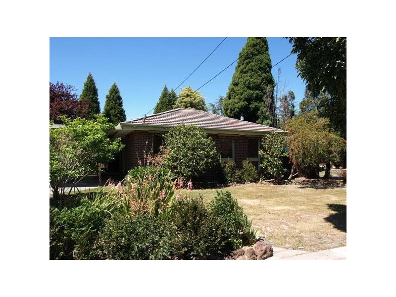 7 Clarke Drive, Ringwood VIC 3134