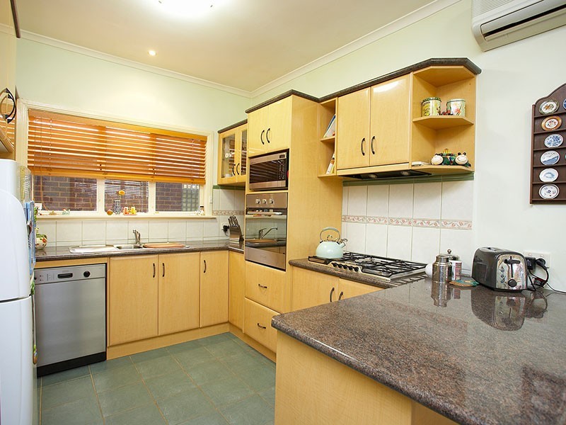 386 Dorset Road, Croydon VIC 3136