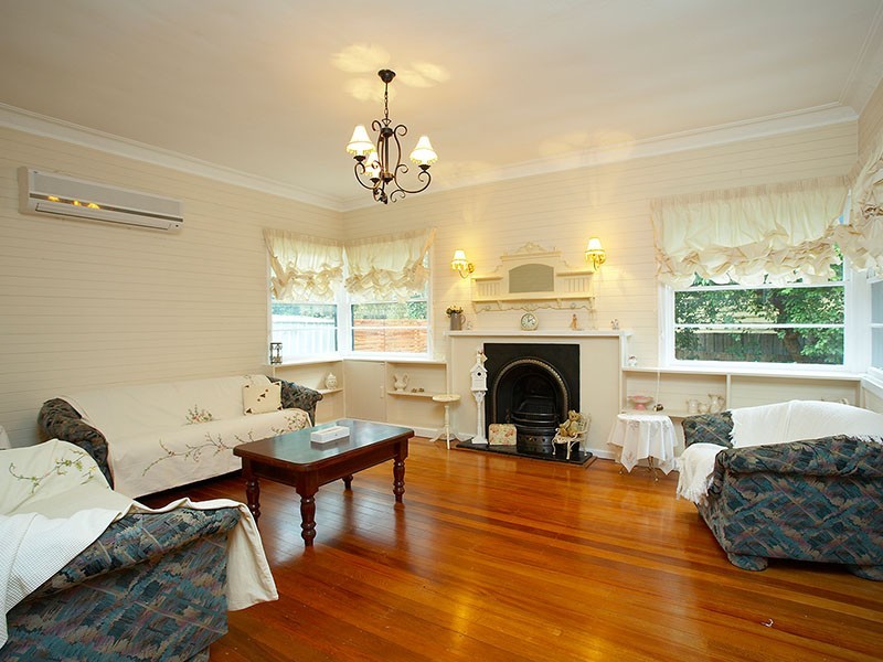 14 Lois Street, Ringwood East VIC 3135