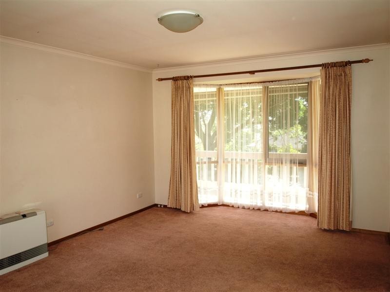 2/130 Bedford Road, Ringwood VIC 3134