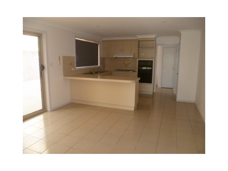 26 Dona Drive, Hoppers Crossing VIC 3029
