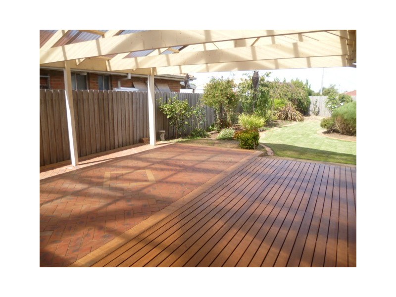 26 Dona Drive, Hoppers Crossing VIC 3029