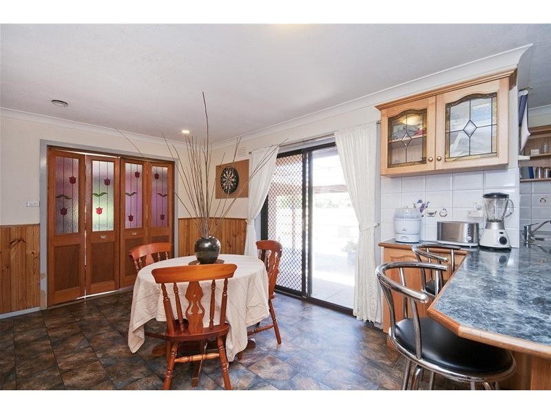 2 Marlborough Crescent, Hoppers Crossing VIC 3029