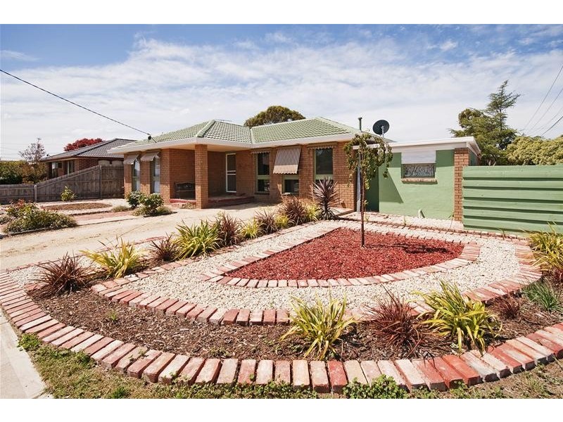 2 Marlborough Crescent, Hoppers Crossing VIC 3029