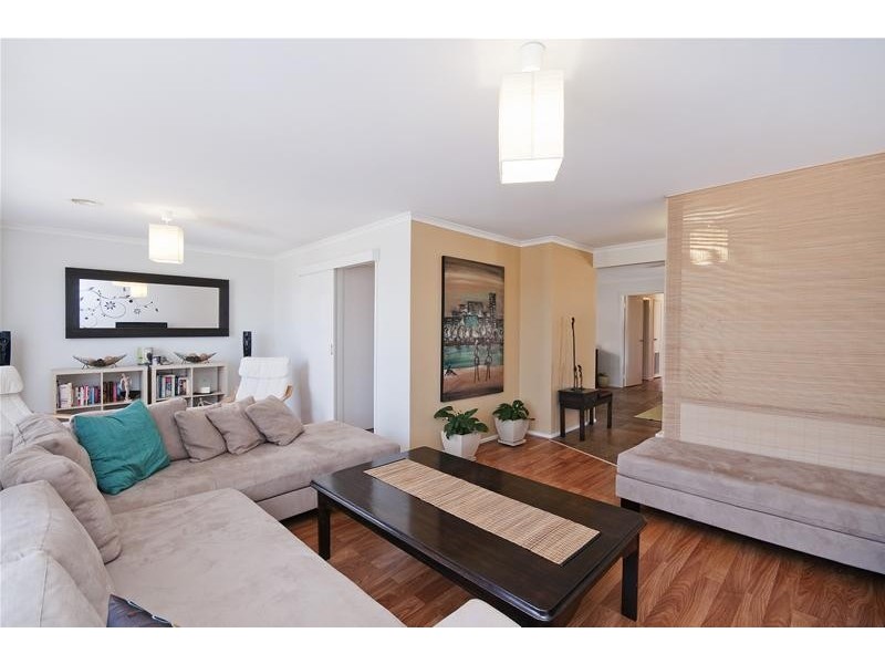 13 Kathleen Crescent, Hoppers Crossing VIC 3029