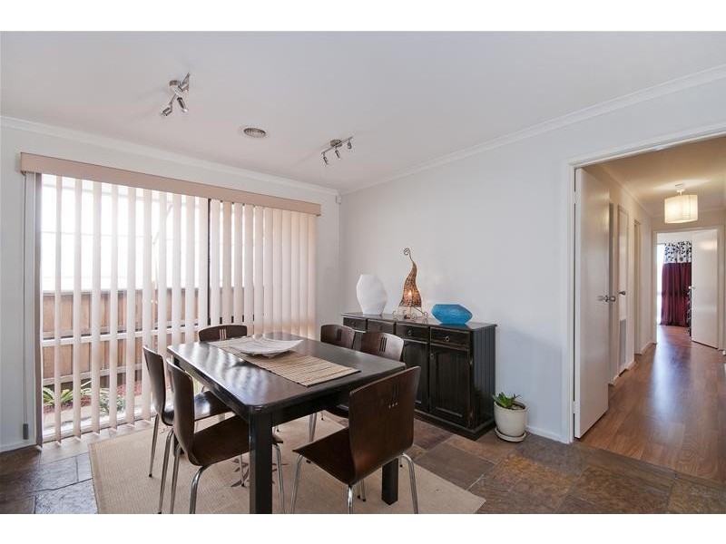 13 Kathleen Crescent, Hoppers Crossing VIC 3029