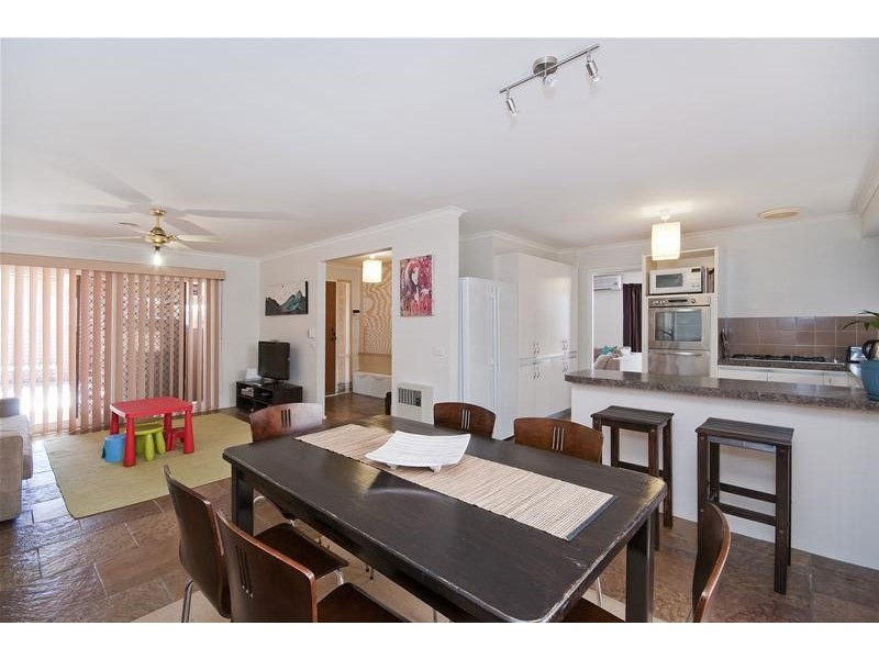 13 Kathleen Crescent, Hoppers Crossing VIC 3029