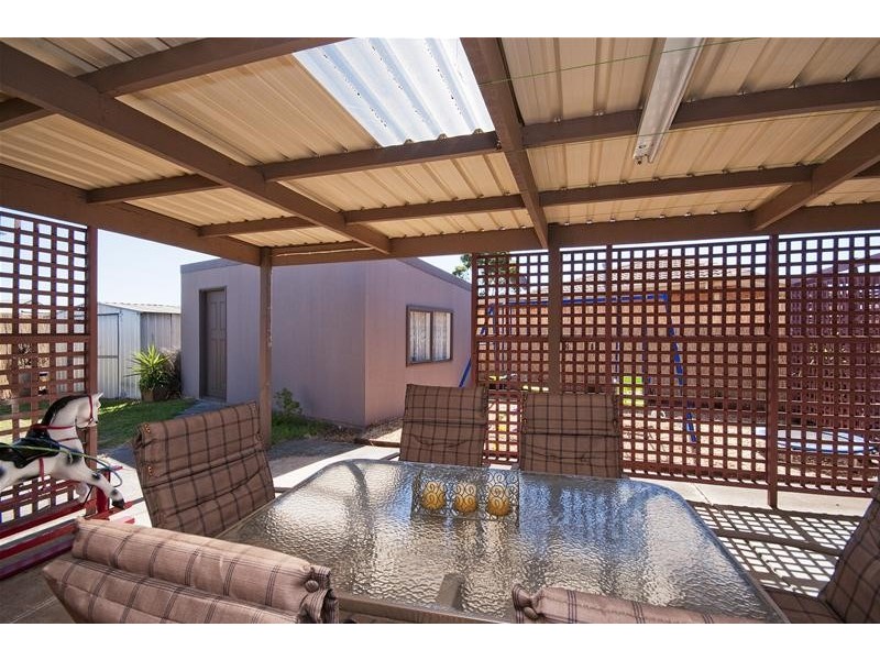 13 Kathleen Crescent, Hoppers Crossing VIC 3029