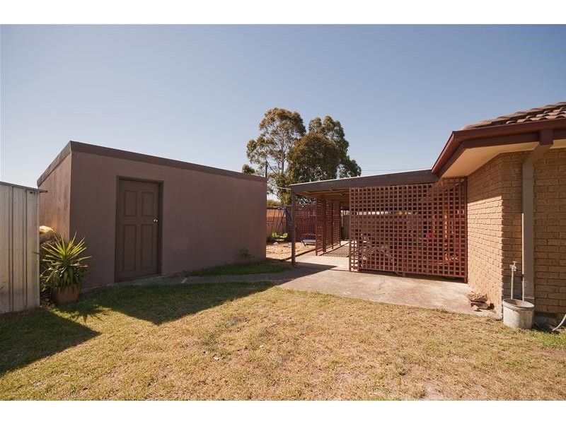 13 Kathleen Crescent, Hoppers Crossing VIC 3029