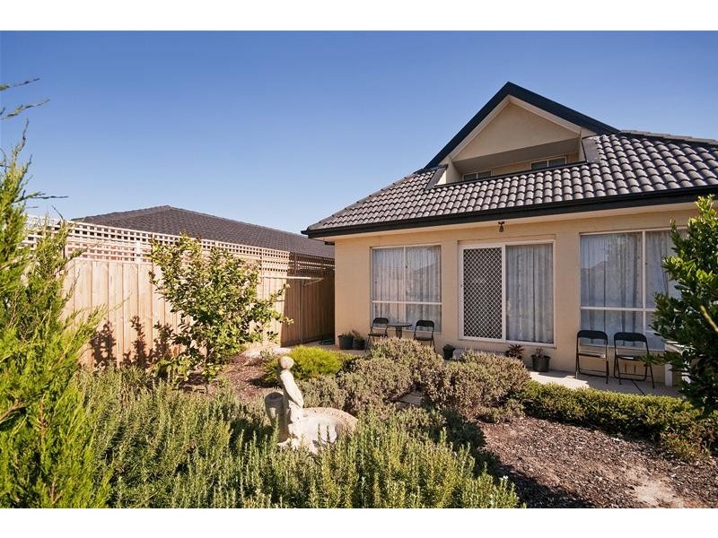 17 Retford Close, Werribee VIC 3030