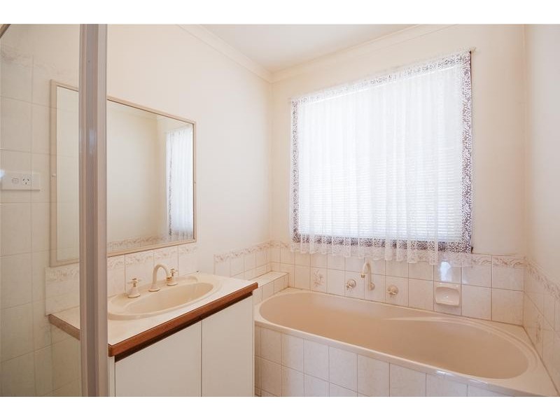165 Hogans Road, Hoppers Crossing VIC 3029