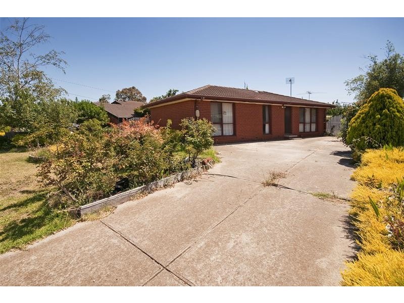 25 Dennison Avenue, Hoppers Crossing VIC 3029