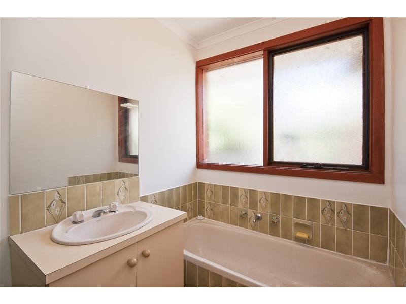 25 Dennison Avenue, Hoppers Crossing VIC 3029