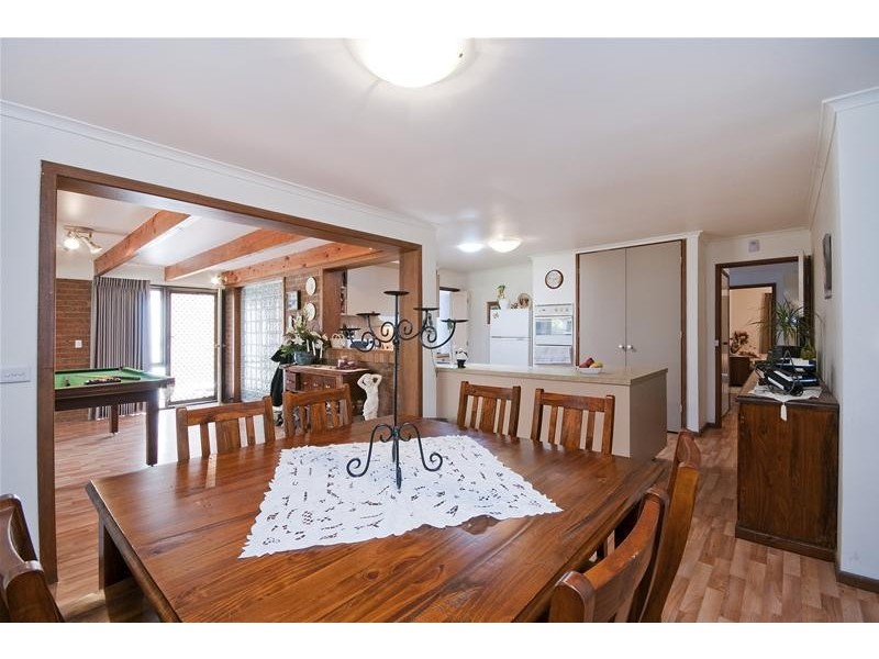 5 Bentley Crescent, Hoppers Crossing VIC 3029