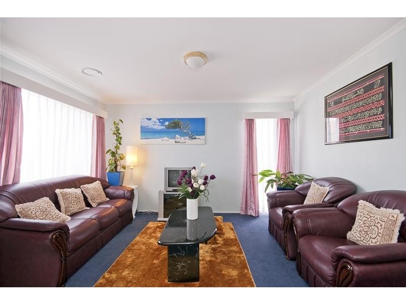 13 Racecourse Road, Werribee VIC 3030