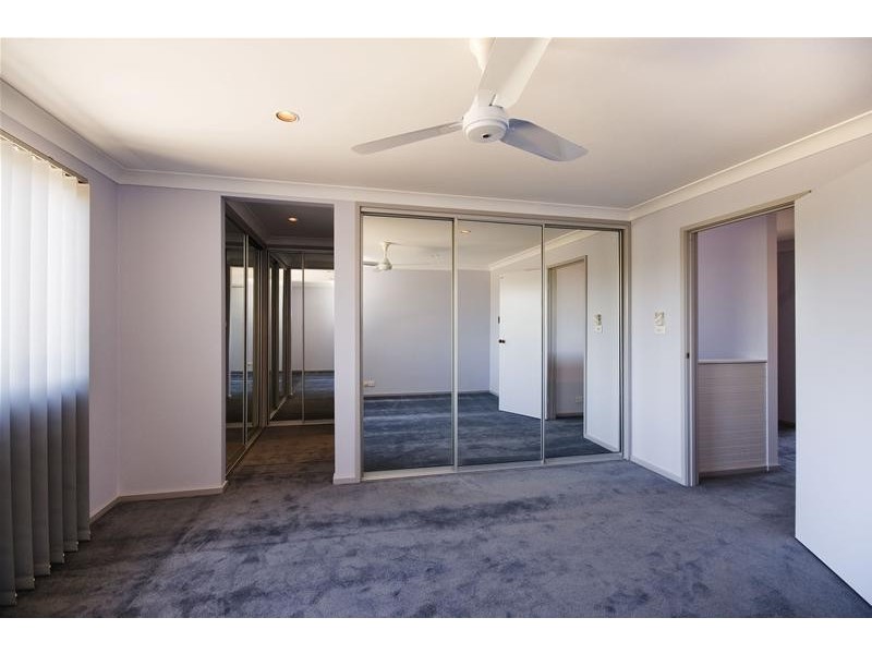 15 Hogans Road, Hoppers Crossing VIC 3029