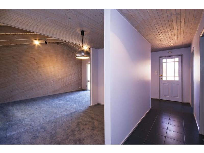 15 Hogans Road, Hoppers Crossing VIC 3029